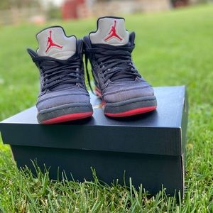 Jordan Retro 5 “Satin”